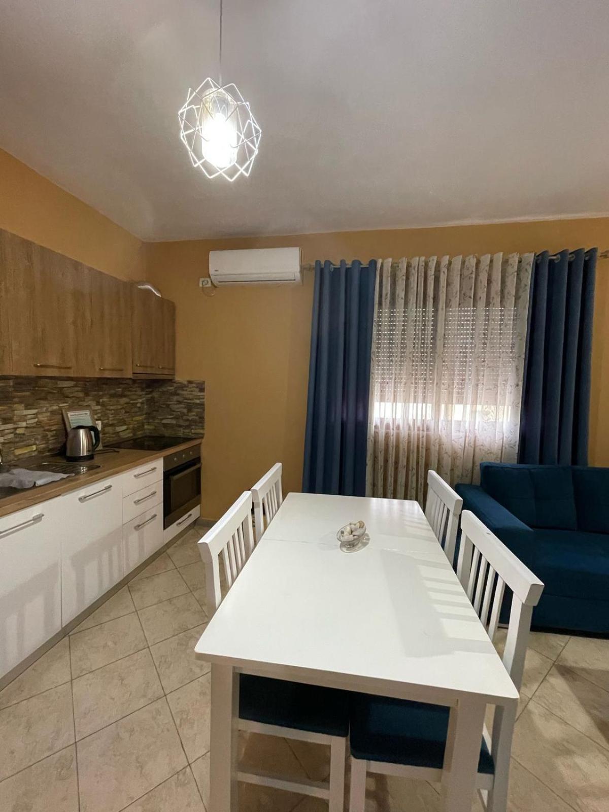 Guest House Tian & Hojz Durres Phòng bức ảnh
